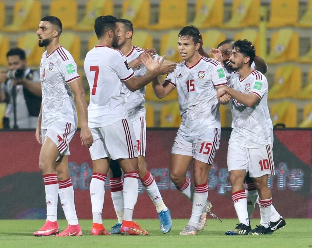 Các cầu thủ UAE ăn mừng bàn thắng vào lưới Malaysia. Ảnh: Thanh Niên