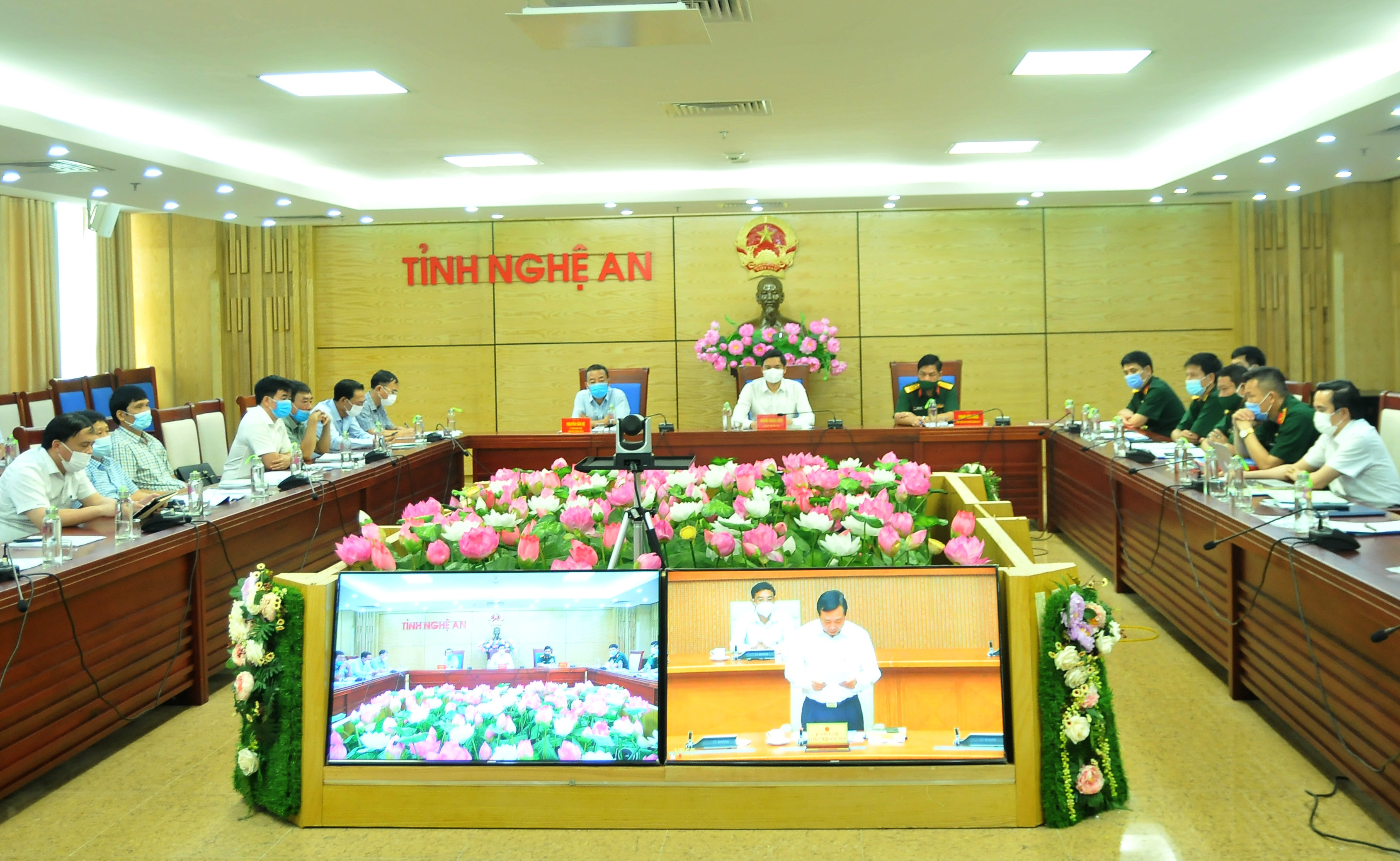 Chính phủ tổ chức Hội nghị trực tuyến 
