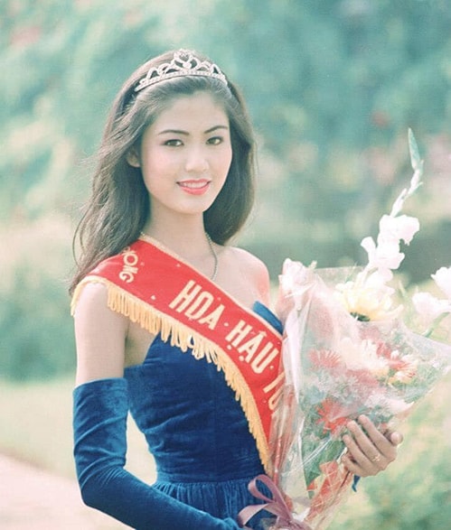   Nguyễn Thu Thủy khi đăng quang Hoa hậu Việt Nam 1994.