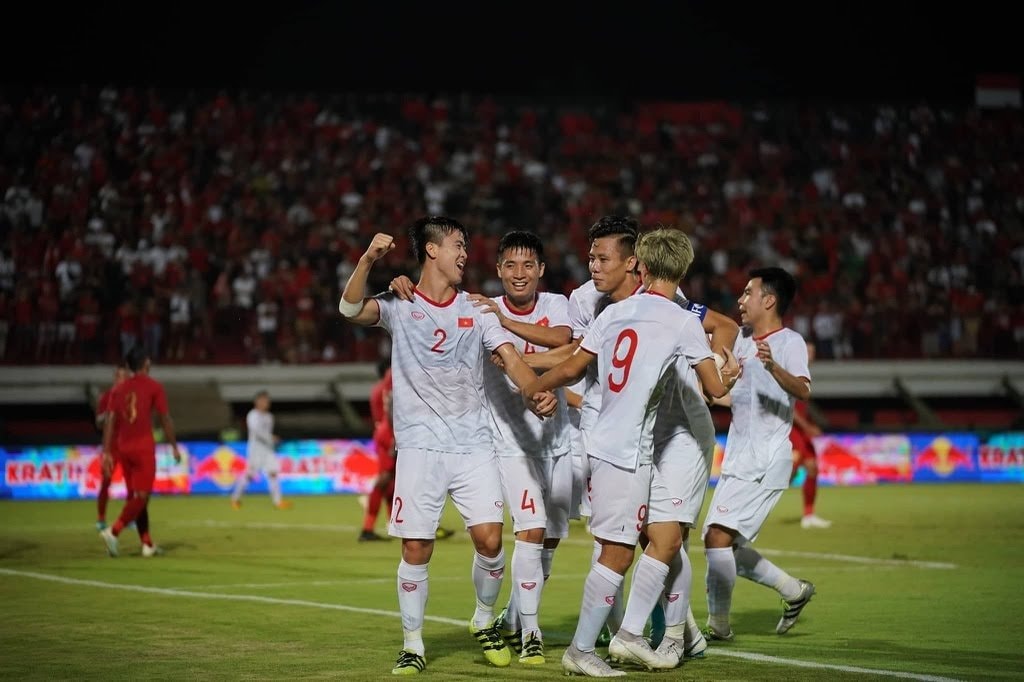 Việt Nam từng đánh bại Indonesia ngay trên đối phương với tỉ số 3 - 1. Ảnh: Độc Lập