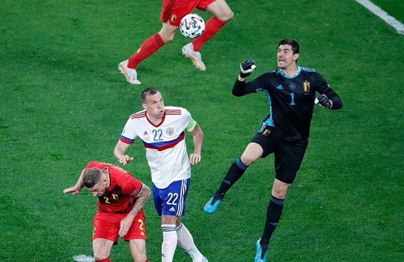Các cầu thủ Nga tạo ra quá ít cơ hội nguy hiểm trước khung thành của đội tuyển Bỉ. Ảnh: Dailymail. 
