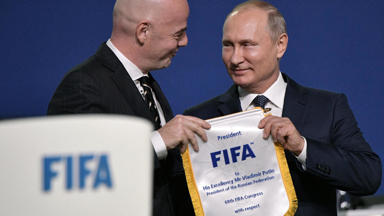 Ông Putin gặp Chủ tịch FIFA 