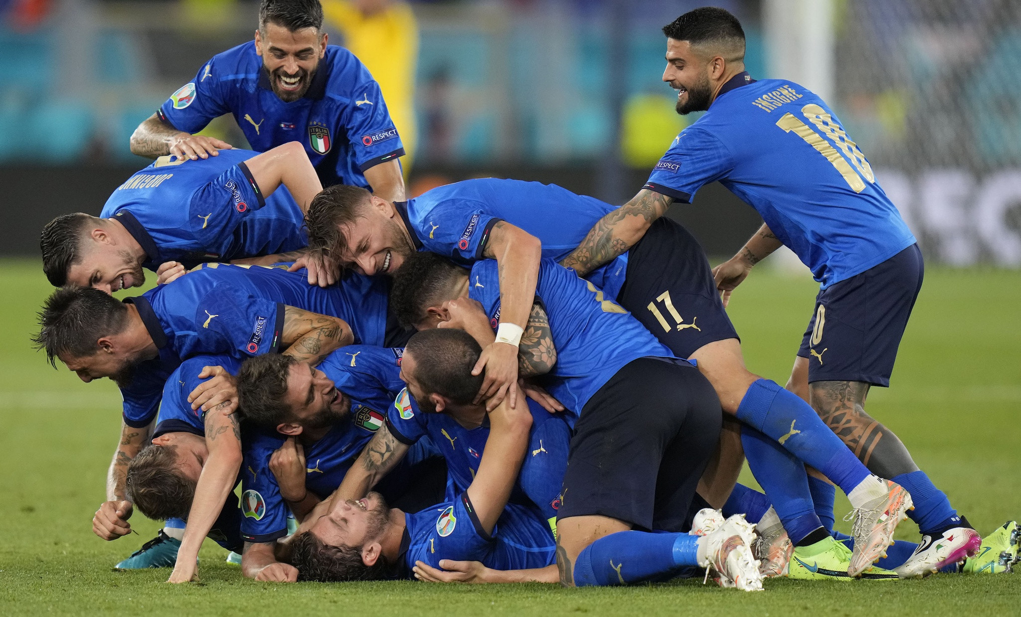Pha ăn mừng bàn thắng của đội tuyển italia. Ảnh: Internet
