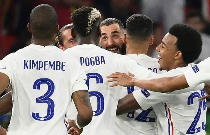 Nhưng nhờ những đường chuyền độc đáo của Pogba mà Benzema đã lập được 1 cú đúp ở trận hòa Bồ Đào Nha. 