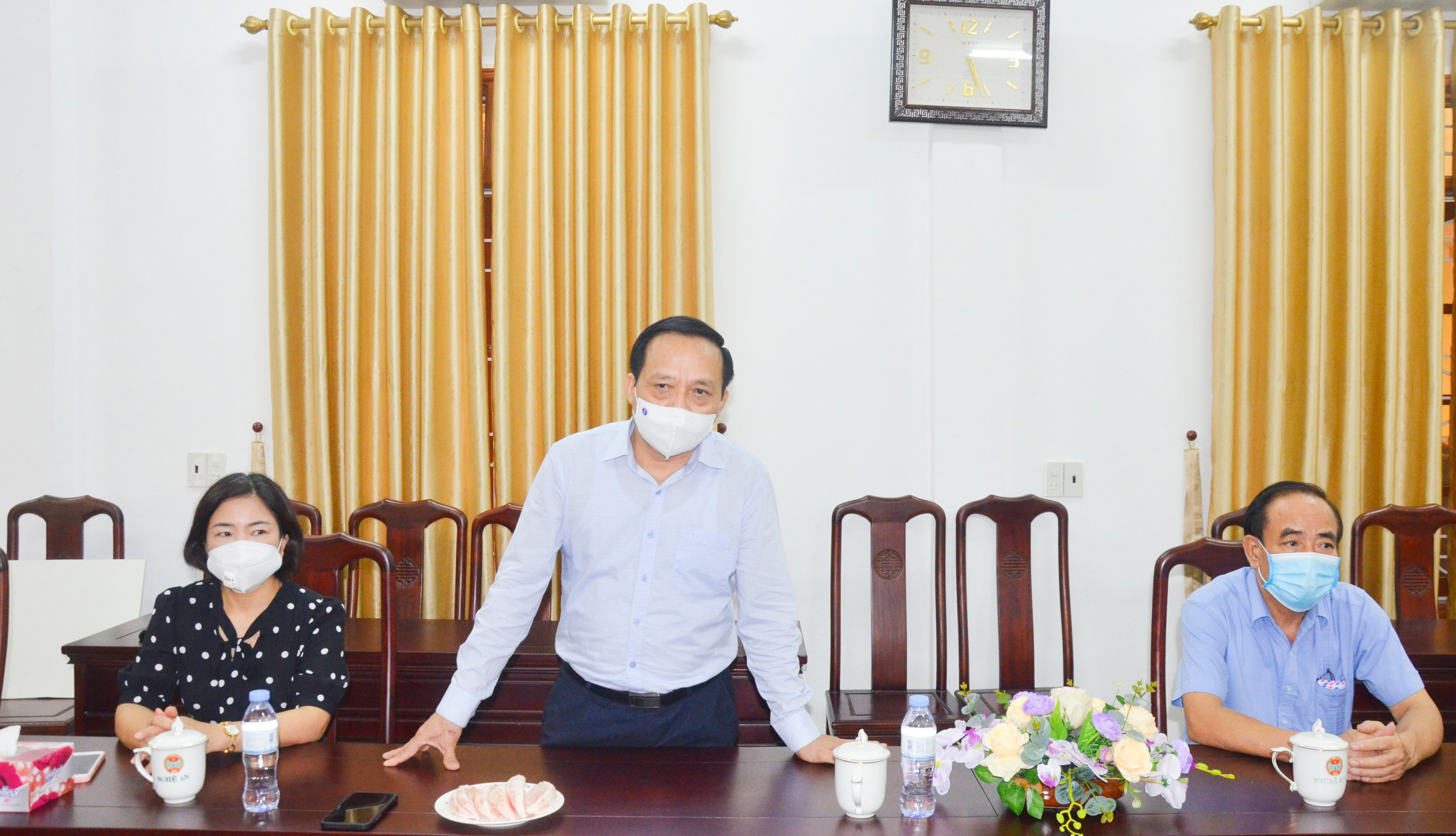 Chủ tịch Hội Nông dân tỉnh Nghệ An Nguyễn Quang Tùng gửi lời cảm ơn tới Hội Nông dân các cấp và hội viên nông dân tỉnh Hà Tĩnh.