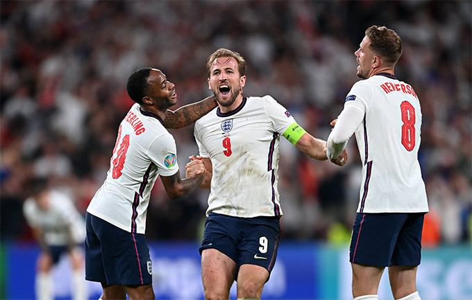 Kane ghi bàn thắng ấn định chiến thắng cho ĐT Anh