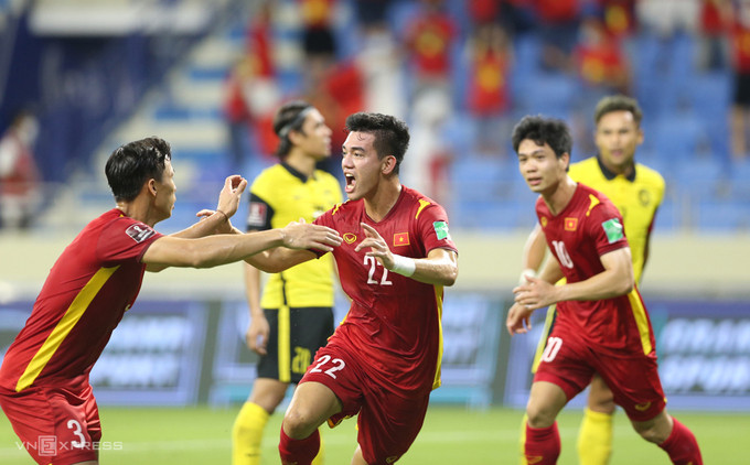 Thầy Park chia sẻ các cầu thủ Việt Nam quyết tâm rất cao là phải thắng được Trung Quốc