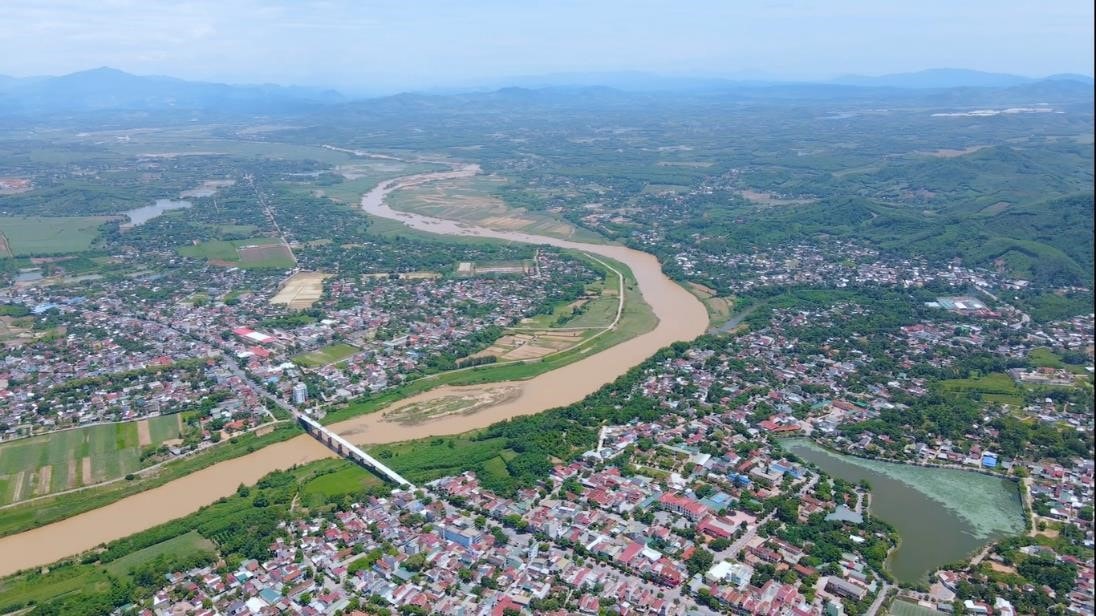 Quy hoạch phát triển không gian đô thị Thành phố Thái Hòa với Đại lộ Lê Hồng Phong kết nối trực tiếp với khu hành chính Thành phố và giai đoạn mở rộng trục hướng Nam với hệ thống Cầu  Hiếu 3, Cầu Hiếu 4.