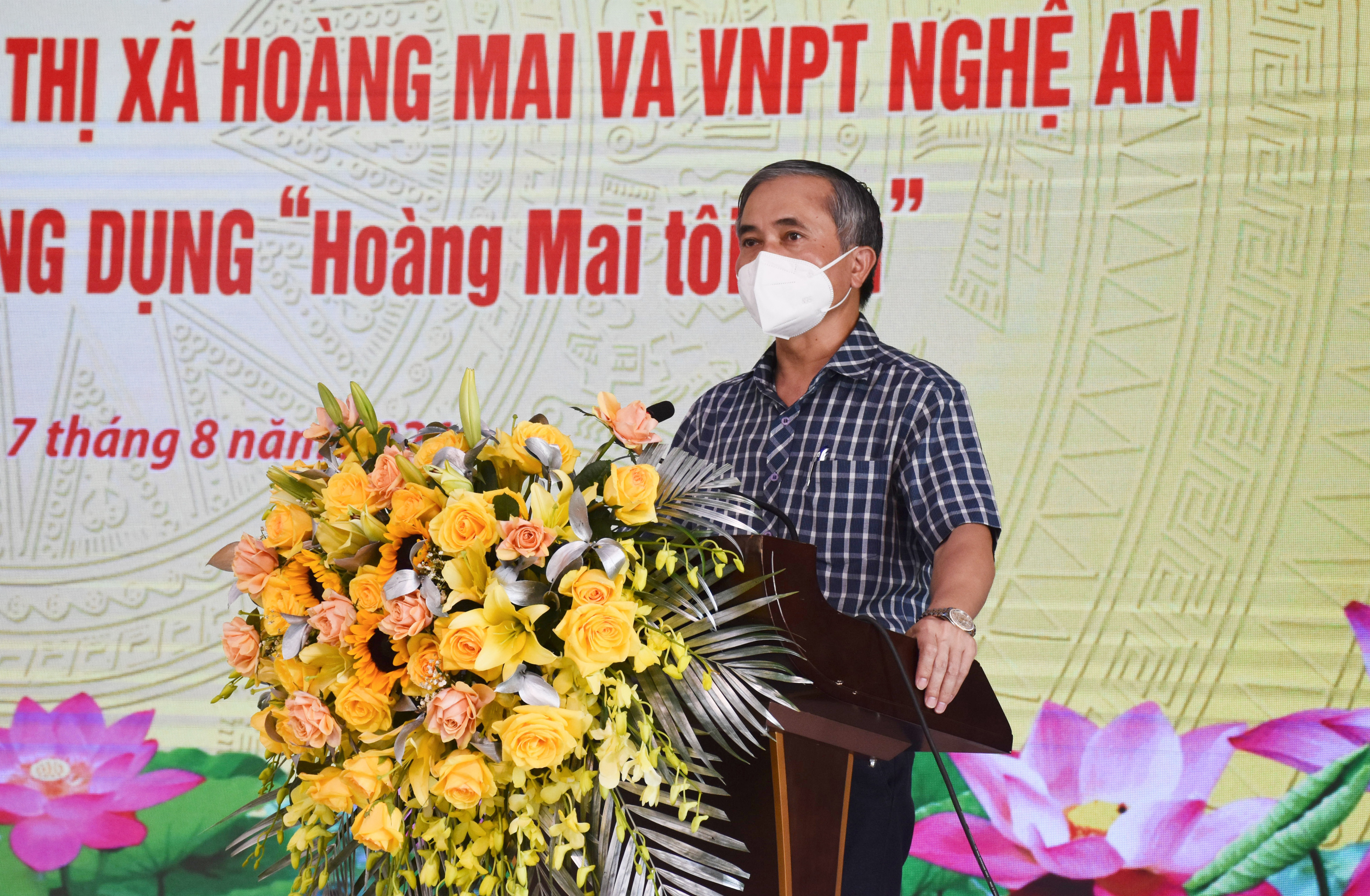 Phó Chủ tịch UBND tỉnh Lê Ngọc Hoa phát biểu tại buổi lễ. Ảnh: Thanh Lê