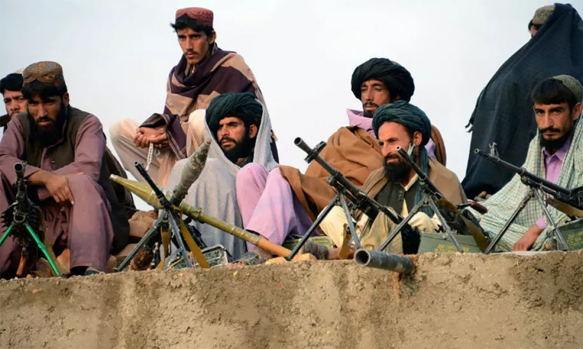 Các tay súng Taliban tại tỉnh Farah của Afghanistan tháng 11/2015. Ảnh: AFP.