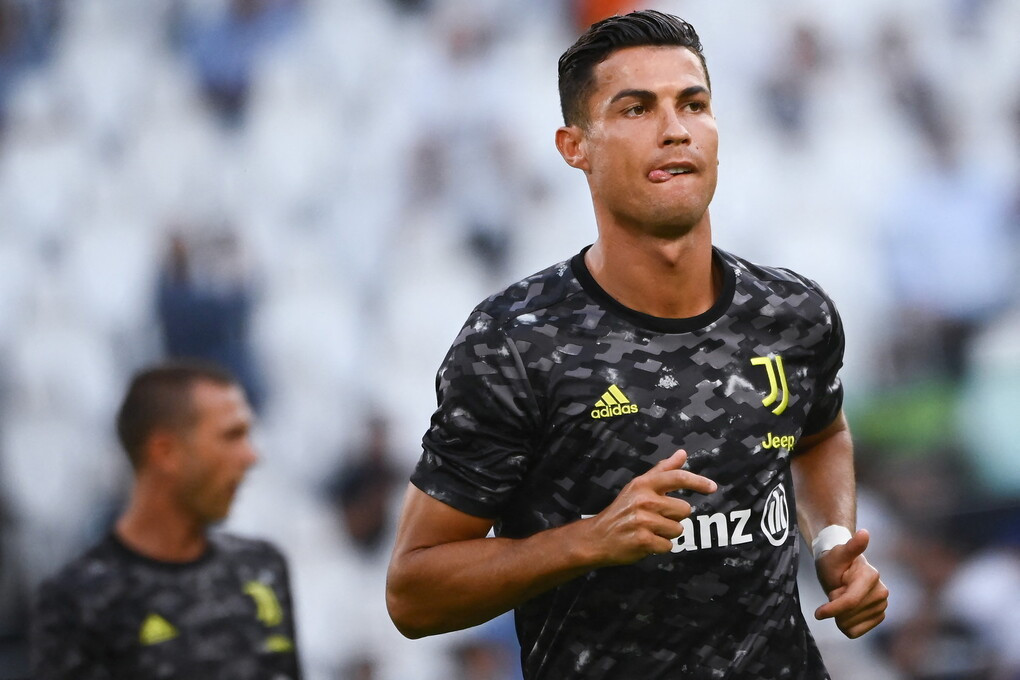  Ronaldo chỉ còn một năm hợp đồng với Juventus và được cho là đang không hài lòng với vị thế ở Juventus. Ảnh: AFP