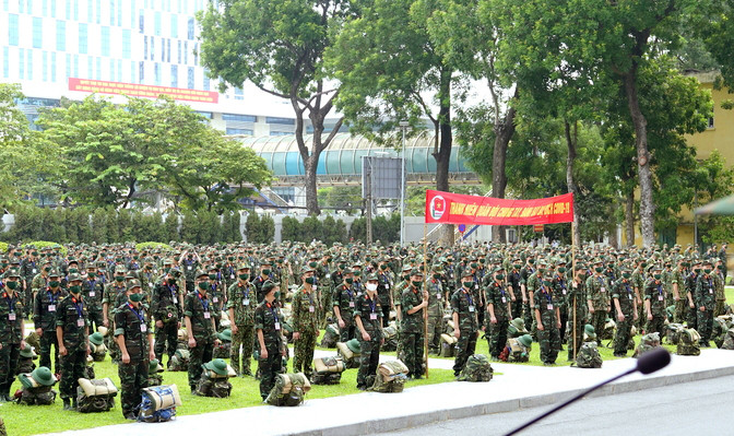 Lực lượng quân đội nhận nhiệm vụ tăng cường đến TP Hồ Chí Minh và các tỉnh hỗ trợ phòng chống dịch Covid-19. Ảnh vne