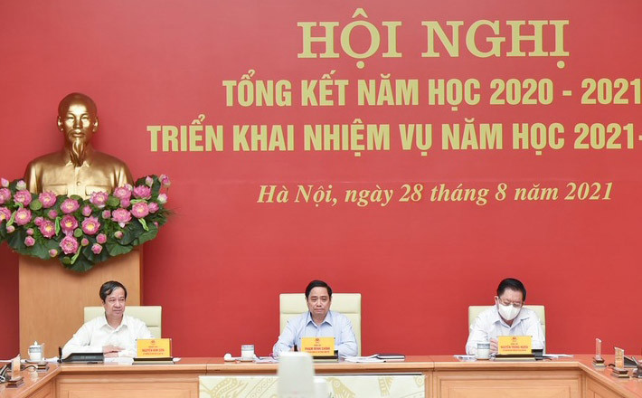 Thủ tướng Chính phủ Phạm Minh Chính phát biểu chỉ đạo tại hội nghị. Ảnh: VGP/Nhật Bắc