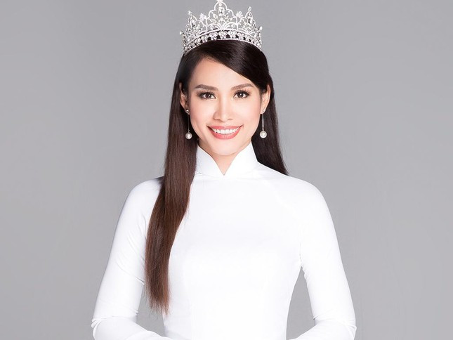 Cuộc sống hiện tại của Hoa hậu có vẻ đẹp được ví như Julia Roberts của Việt Nam ảnh 3