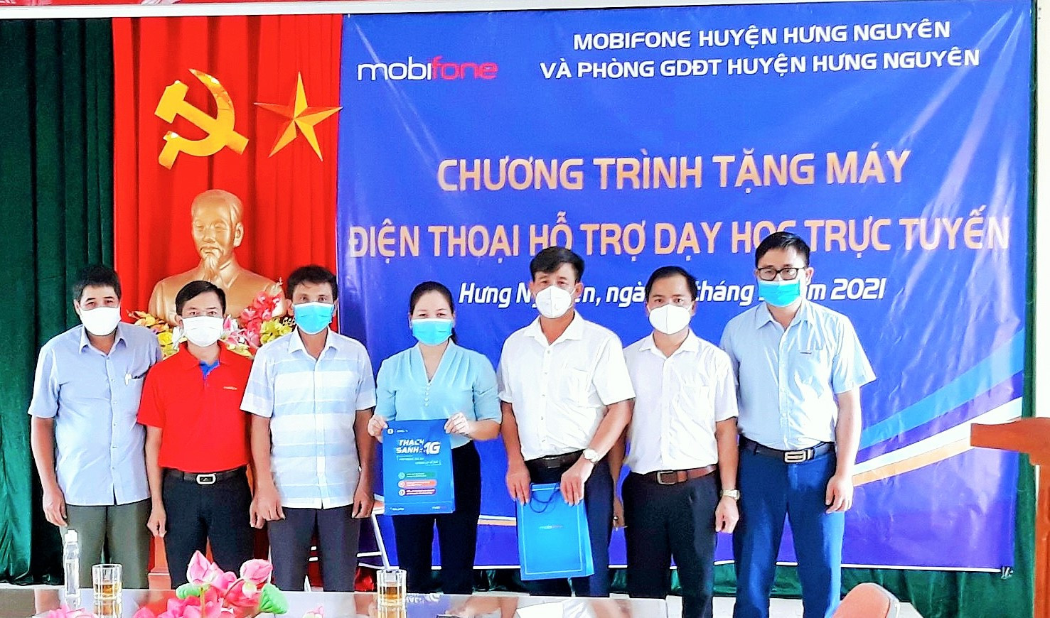 Tài trợ chương trình 