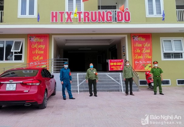 Chung cư HTX Trung Đô đã được phong tỏa. Ảnh: QA