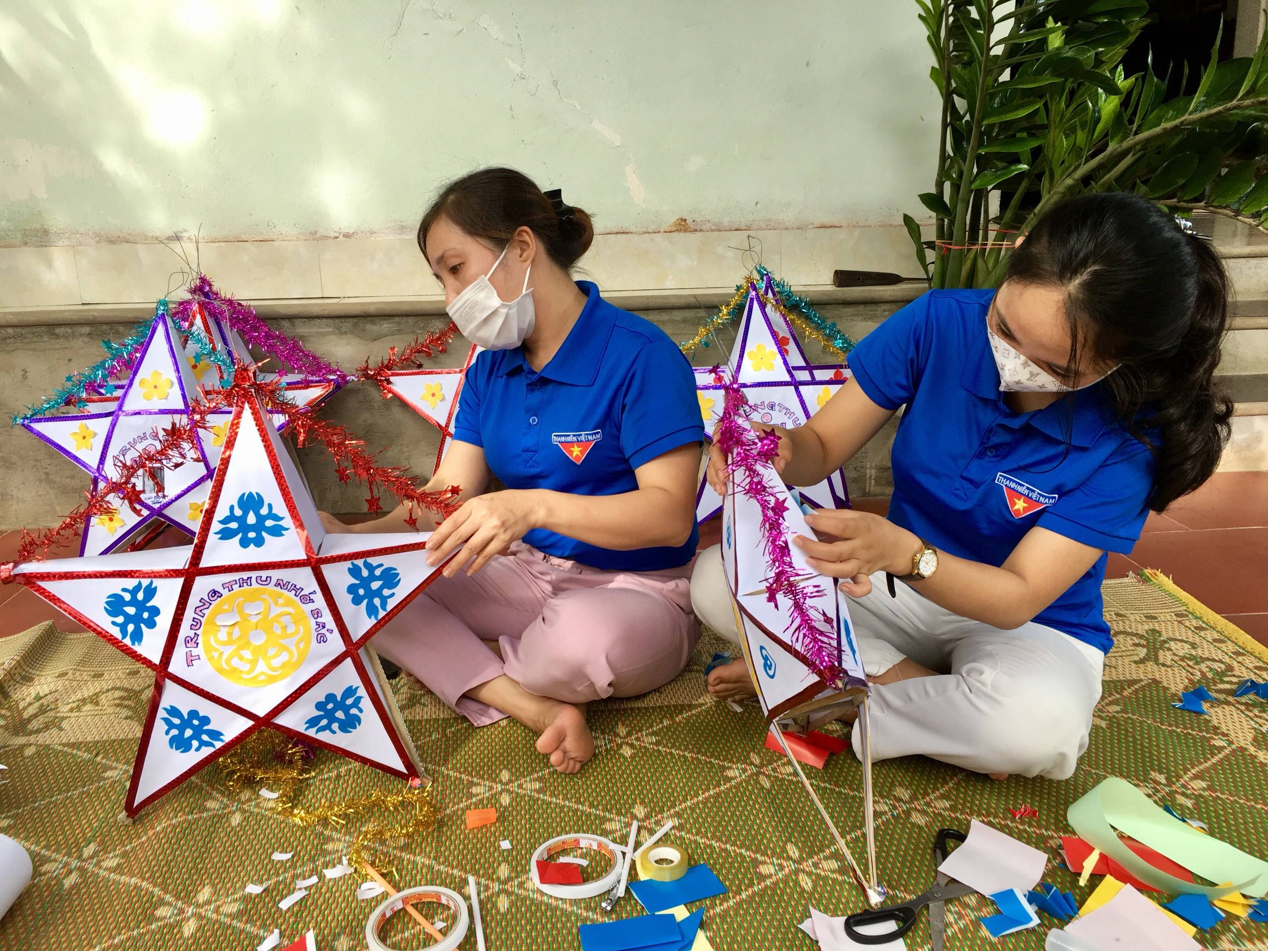 Cùng với Tương Dương, nhân dịp tết Trung Thu Đoàn viên thanh niên Thị trấn Đô Lương 