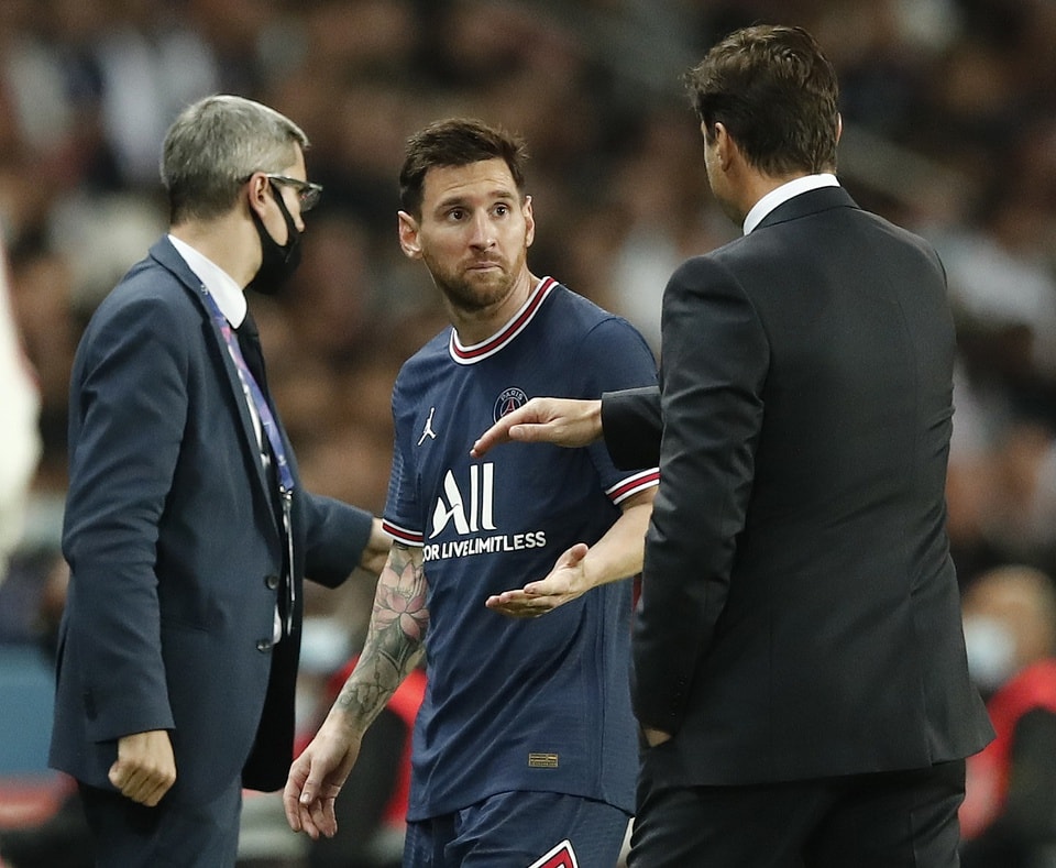 Messi bị thay sớm trong màn lội ngược dòng của PSG. Ảnh: Reuters.