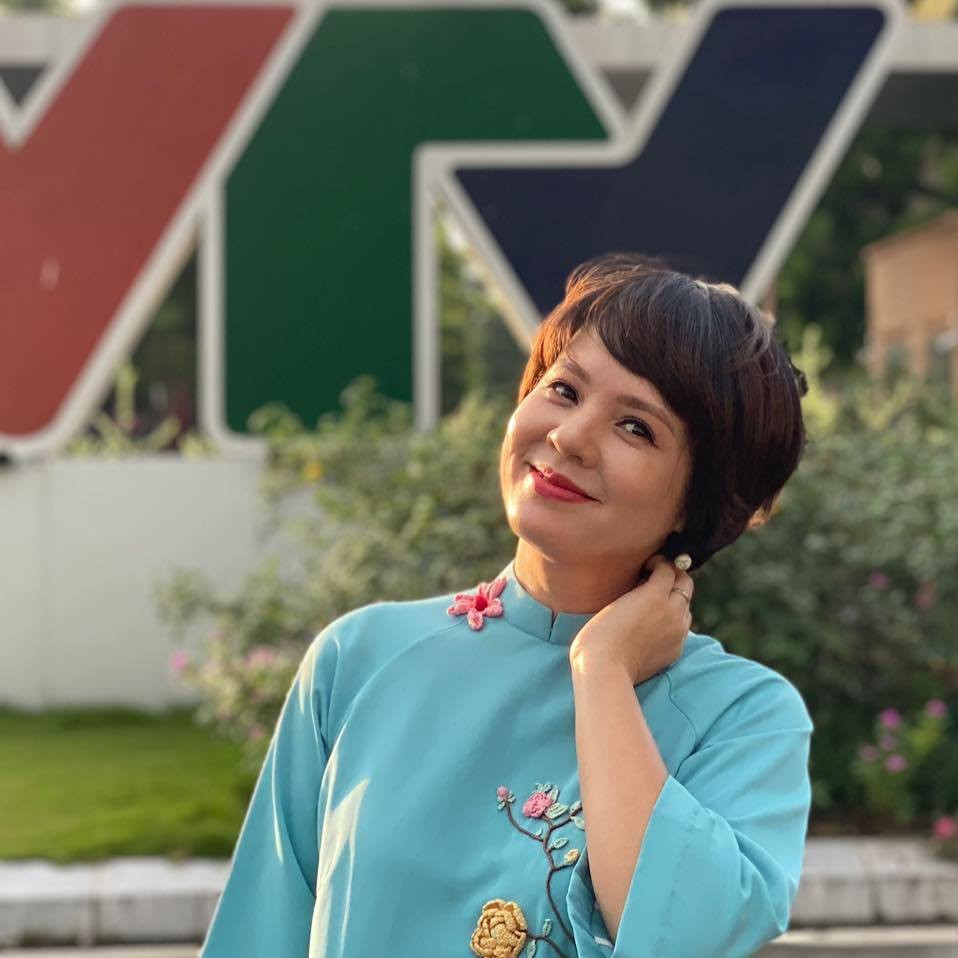 MC Diễm Quỳnh là gương mặt kỳ cựu của VTV. 
