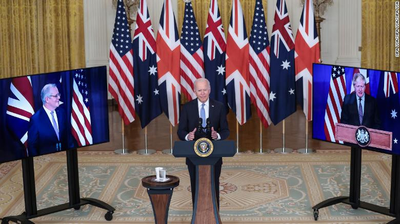 Tổng thống Mỹ Joe Biden phát biểu về sáng kiến an ninh AUKUS hôm 15-9 tại Nhà Trắng. Ảnh: CNN