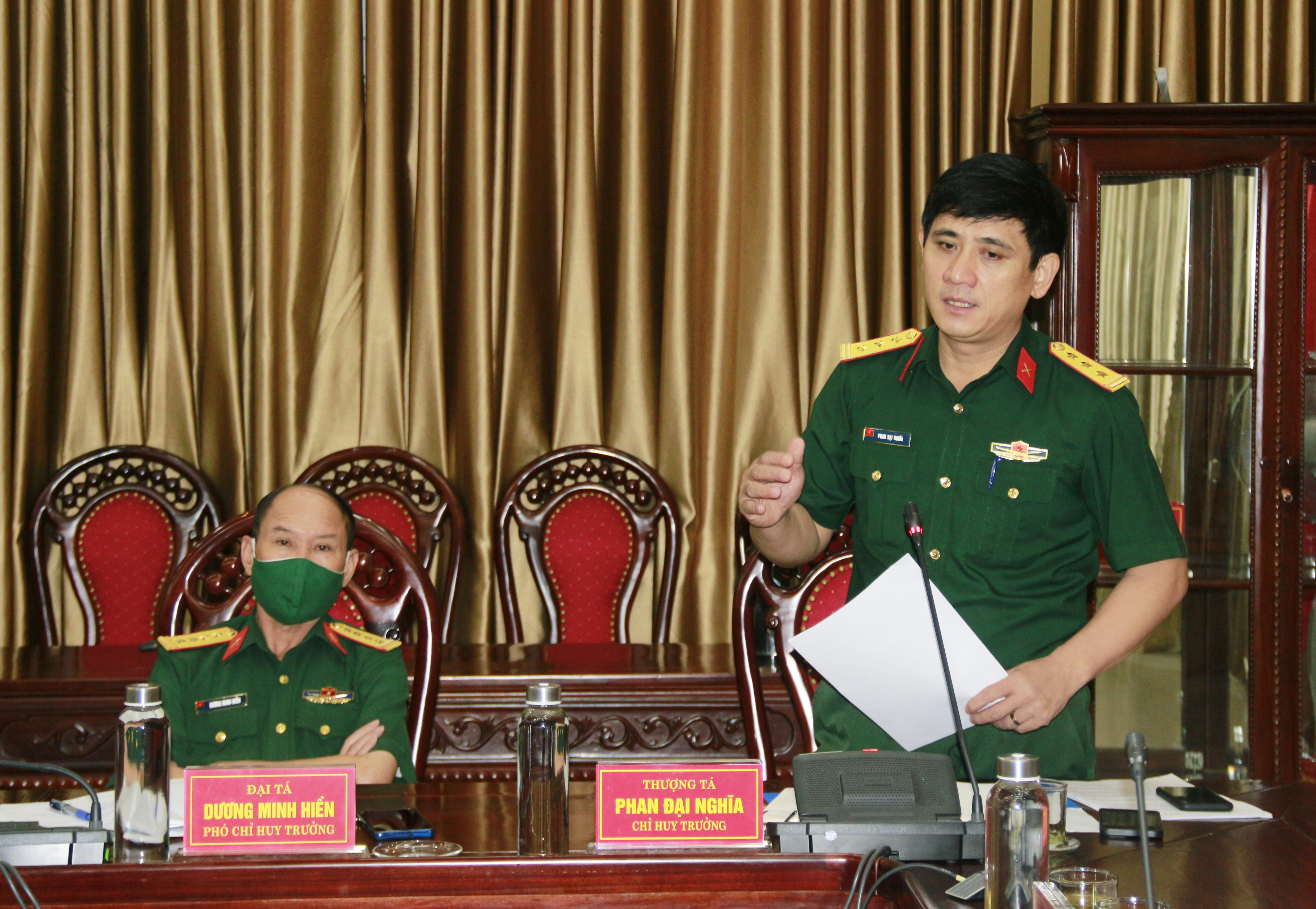 Thượng tá Phan Đại Nghĩa, Chỉ huy trưởng Bộ CHQS tỉnh phát biểu tại hội nghị