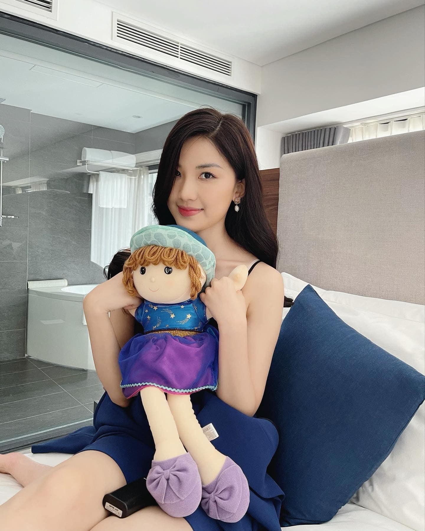 Không chỉ gây ấn tượng bởi cách diễn xuất nhập tâm, nhan sắc của Lương Thanh trong thời gian gần đây khiến fan 