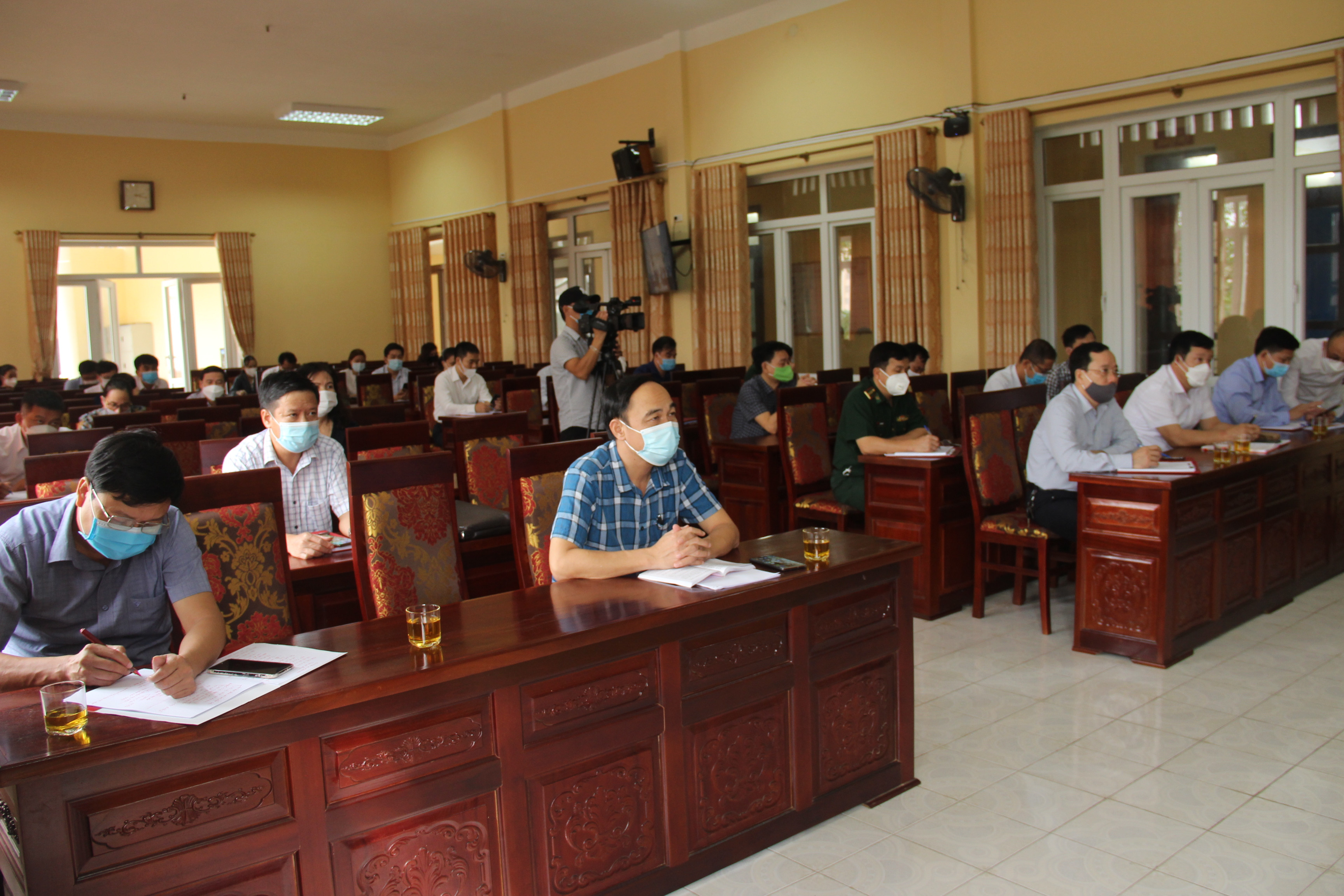 Các đại biểu tham dự hội nghị tại điểm cầu Ban tuyên giáo Tỉnh ủy Nghệ An. Ảnh: Hoài Thu