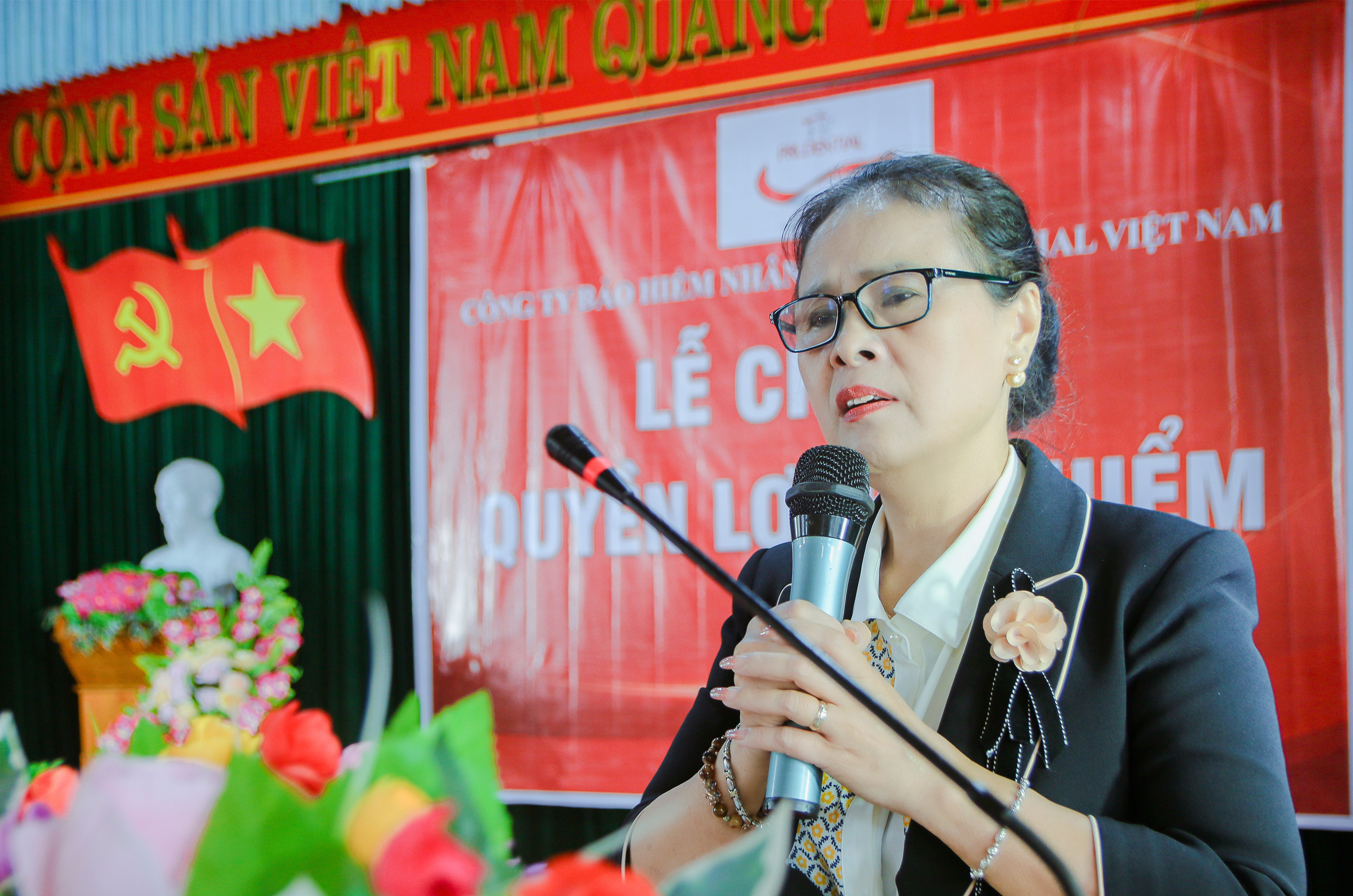 Bà Võ Thị Thịnh - Giám đốc Văn phòng TĐL phát biểu tại lễ chi trả. Ảnh Việt Phương
