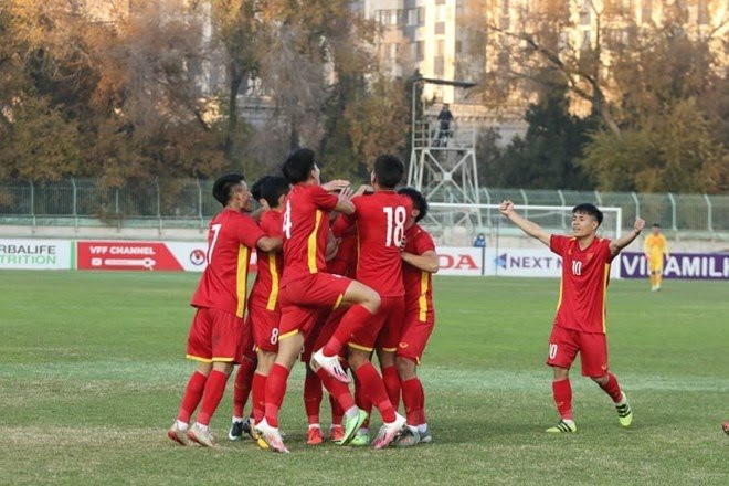 Các cầu thủ U23 Việt Nam ăn mừng bàn thắng. Ảnh: VFF