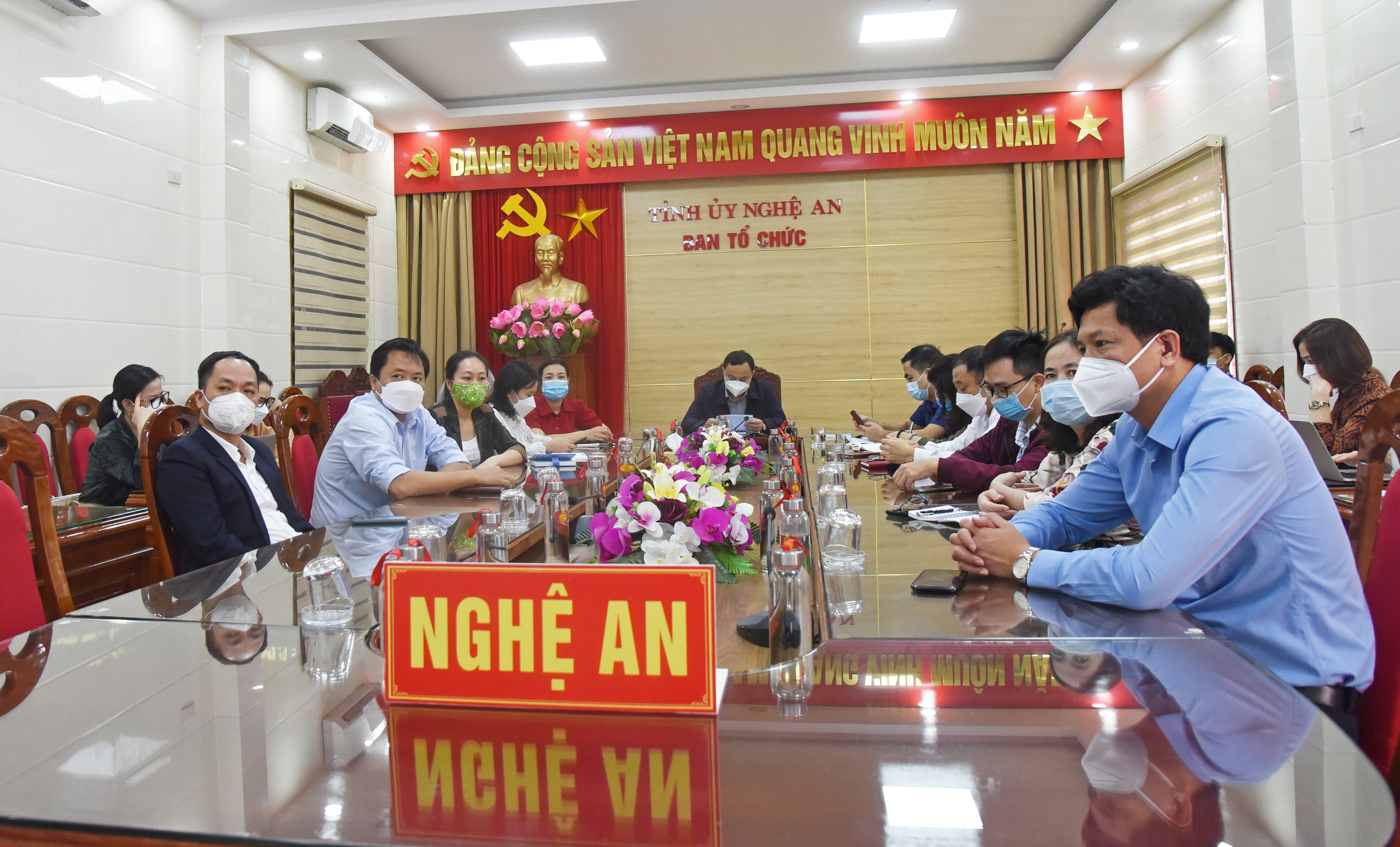 Các đại biểu dự hội nghị tại điểm cầu tỉnh Nghệ An. Ảnh: TG