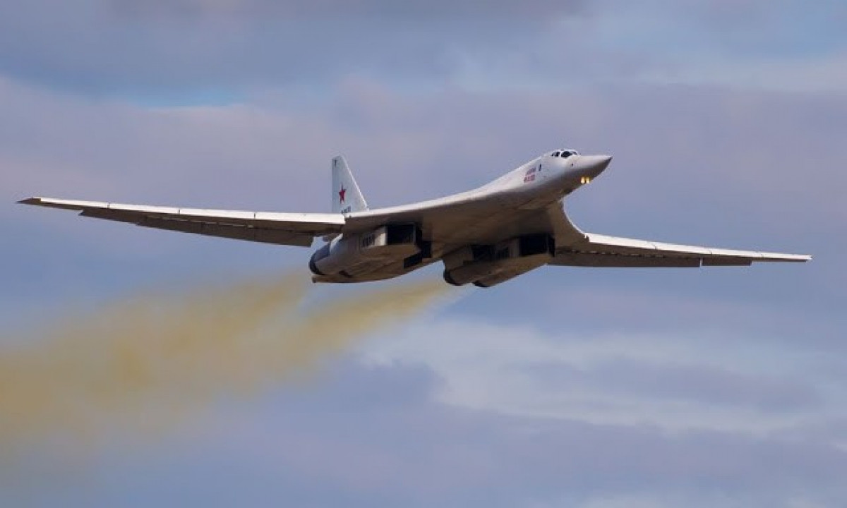 Máy bay ném bom Tu-160 của Nga