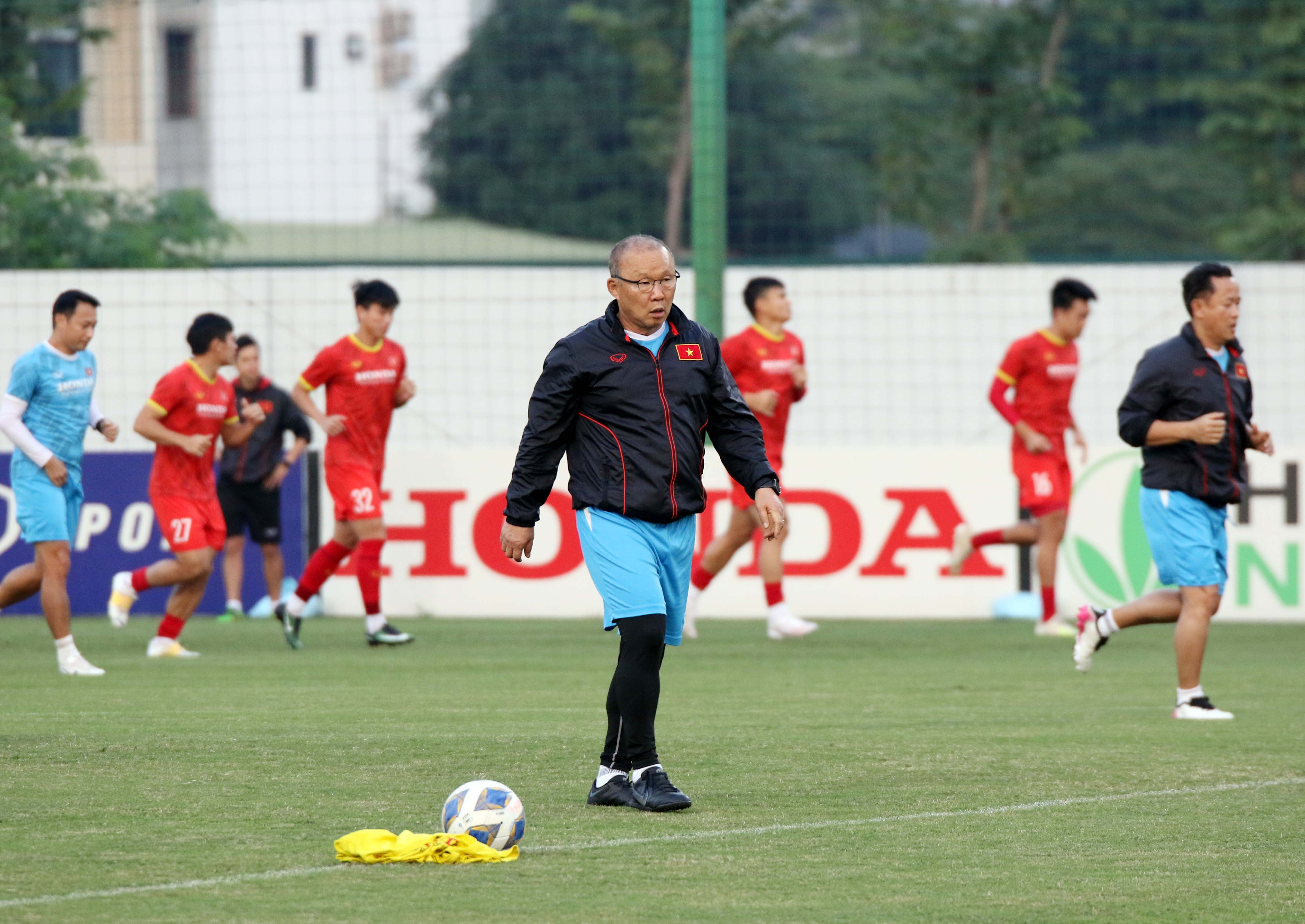 Thầy Park yêu cầu các học trò quyết tâm hơn trong 5 trận đấu tiếp theo của ĐT Việt Nam. Hải Hoàng