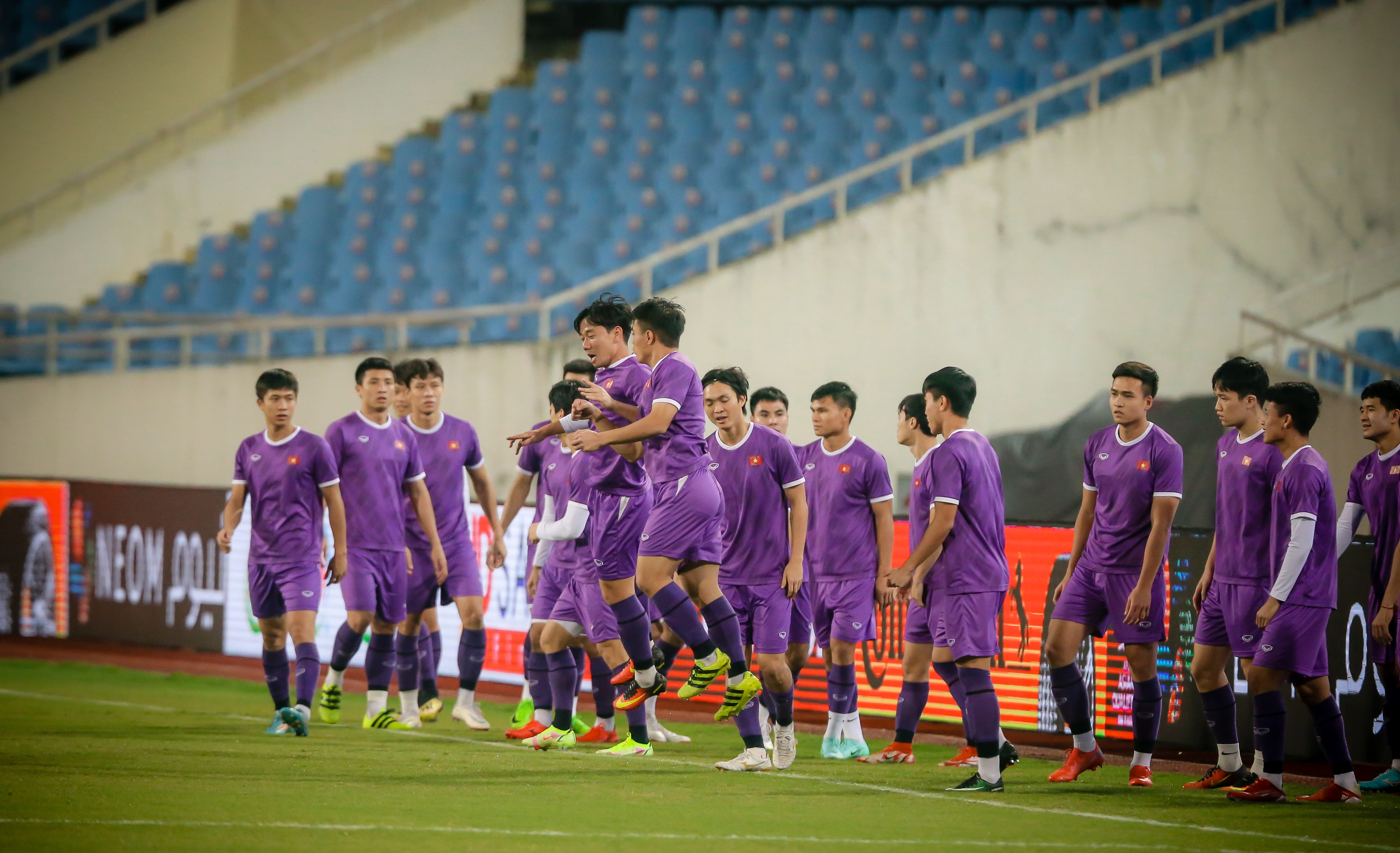 Ảnh 7: Trừ trường hợp Đình Trọng chưa bình phục chấn thương, các học trò còn lại của HLV Park Hang Seo hoàn toàn khỏe mạnh để sẵn sàng ra sân đấu Saudi Arabia.