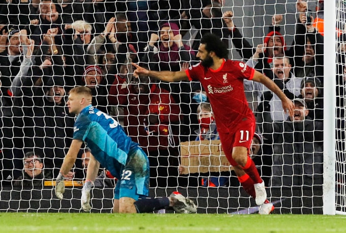 Salah đóng góp 1 bàn thắng trong chiến thắng 4-0 của The Kop