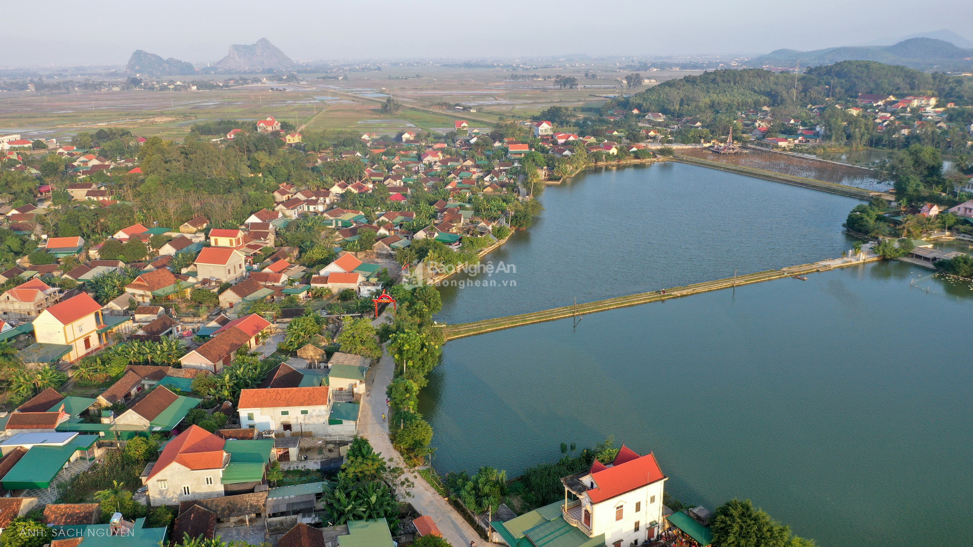 Quang cảnh xã Vĩnh Thành nhìn từ trên cao. Ảnh: Sách Nguyễn
