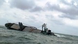 Tàu cá Nghệ An bị chìm ngoài biển, 5 thuyền viên mất tích
