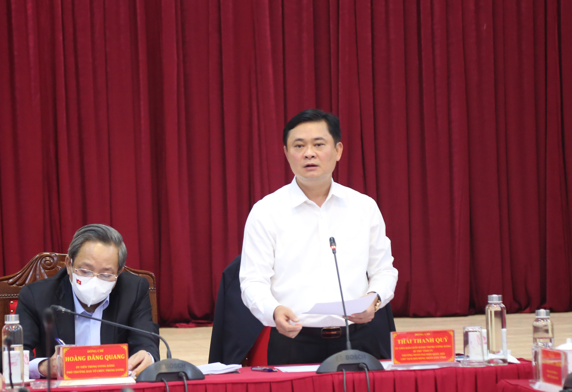 Đồng chí Thái Thanh Quý - Bí thư Tỉnh ủy, Chủ tịch HĐND tỉnh Nghệ An phát biểu tại cuộc làm việc 