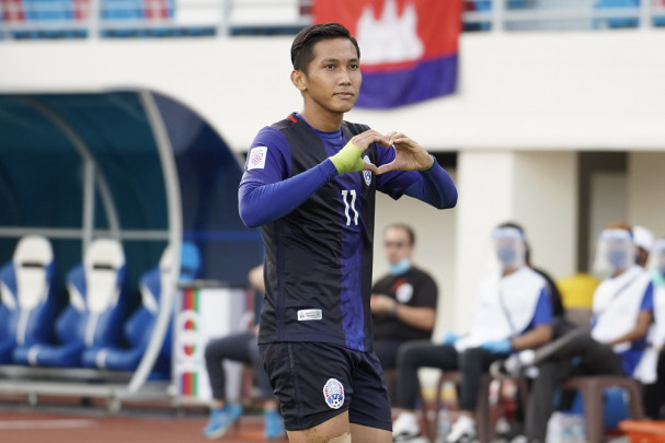 “Messi Campuchia đang chơi bóng ở Giải vô địch Malaysia là một trong những ngôi sao sáng giá nhất của đoàn quân HLV Keisuke Honda. Ảnh BTC AFF Cup