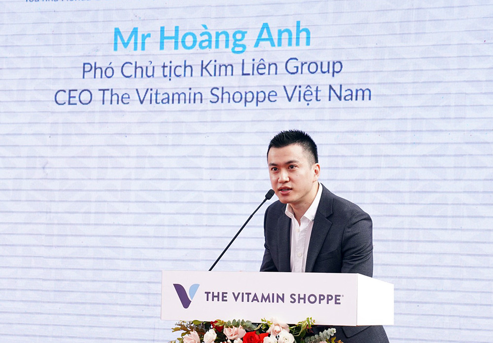 CEO Hoàng Anh phát biểu tại buổi khai trương. Ảnh: Phú Hương