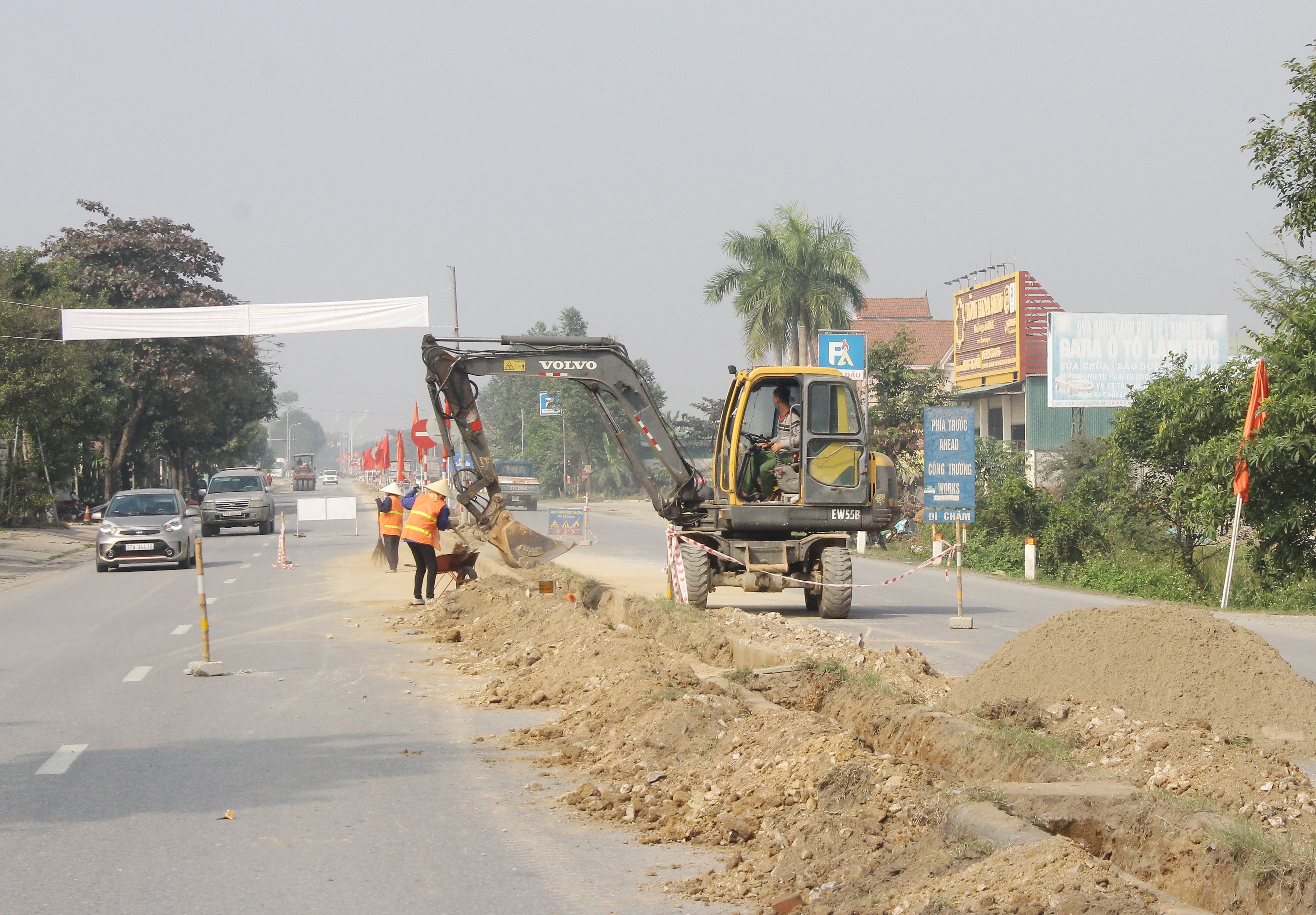 đầu tư xây dựng hệ thống chiếu sáng Quốc lộ 46 đi qua thị trấn Hưng Nguyên