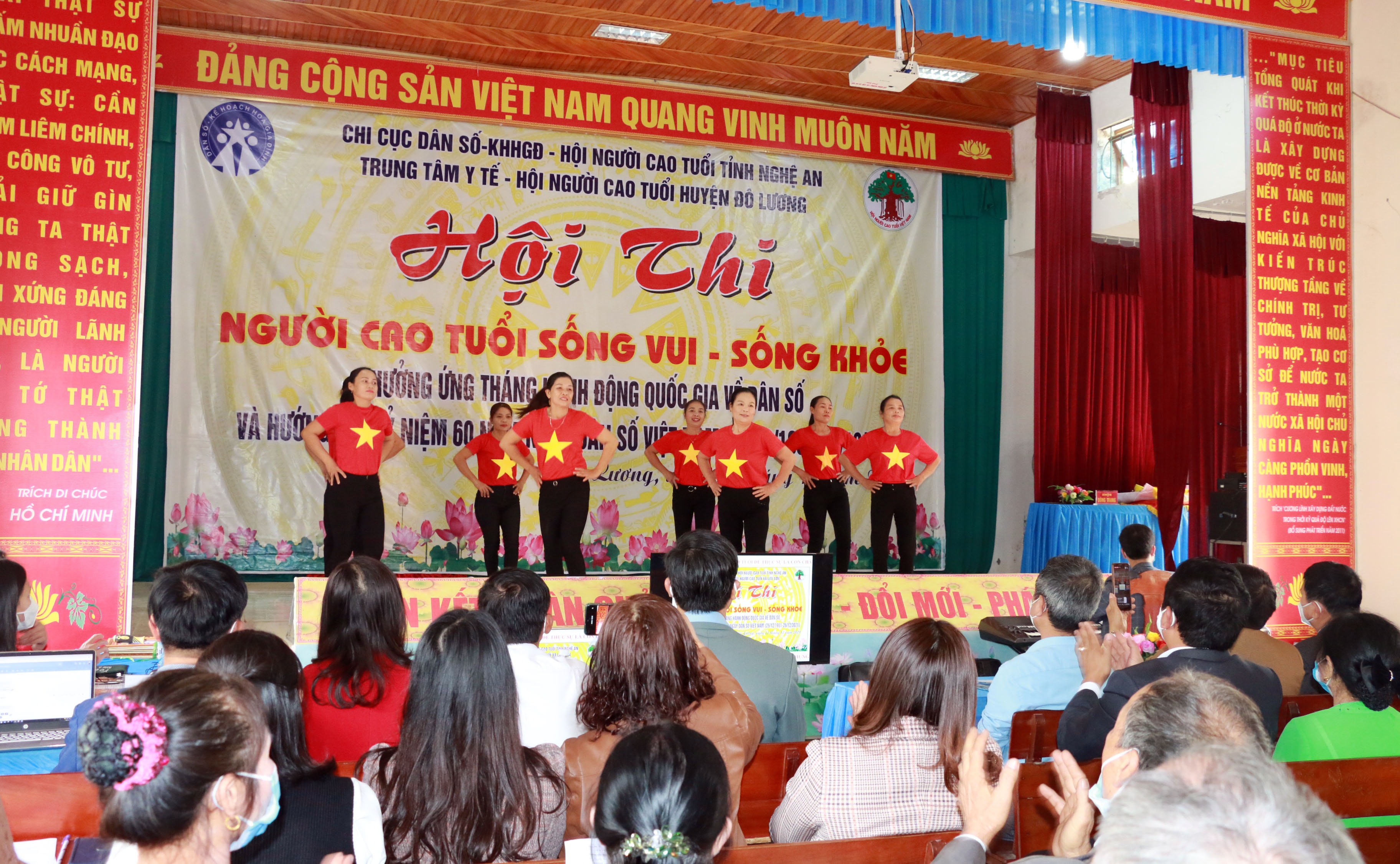 Hội thi là sân chơi ý nghĩa cho người cao tuổi. Ảnh: Mỹ Hà