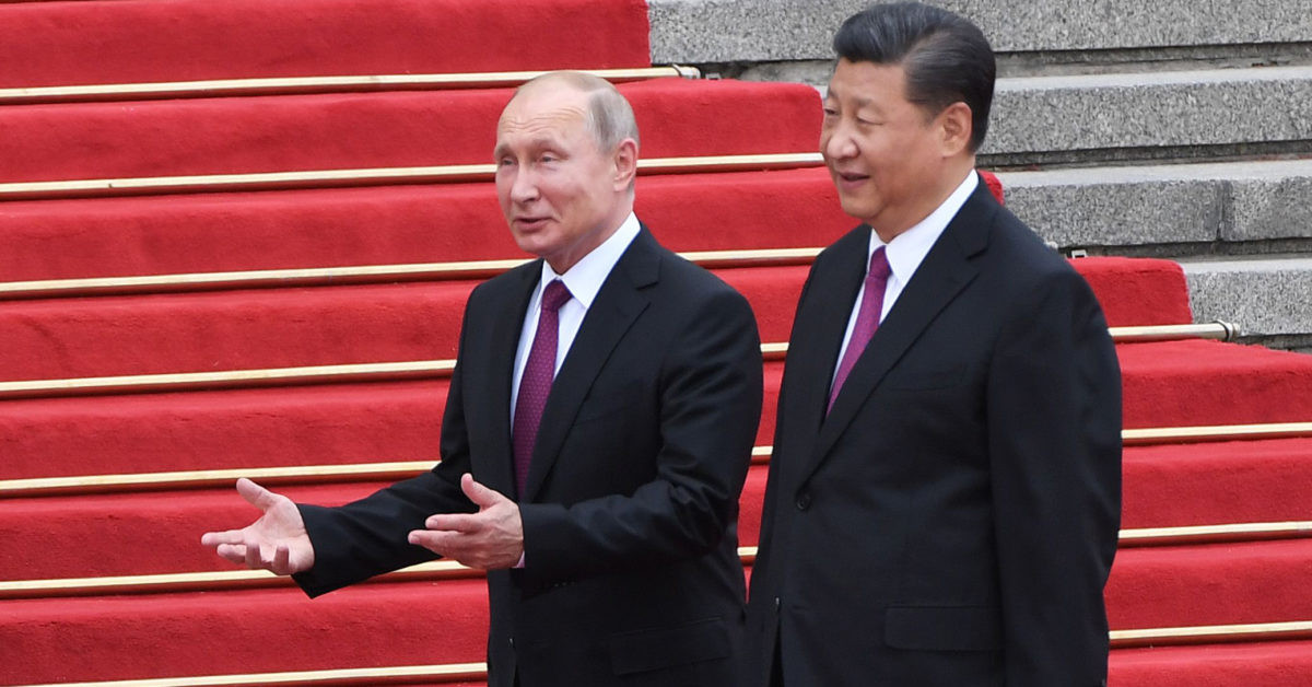 Tổng thống Nga Vladimir Putin và Chủ tịch Trung Quốc Tập Cận Bình. Ảnh: AP