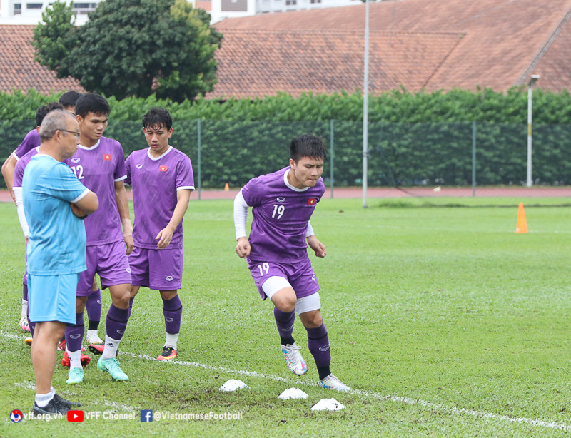 Quang Hải là cầu thủ quan trọng nhất của thầy Park. Ảnh VFF