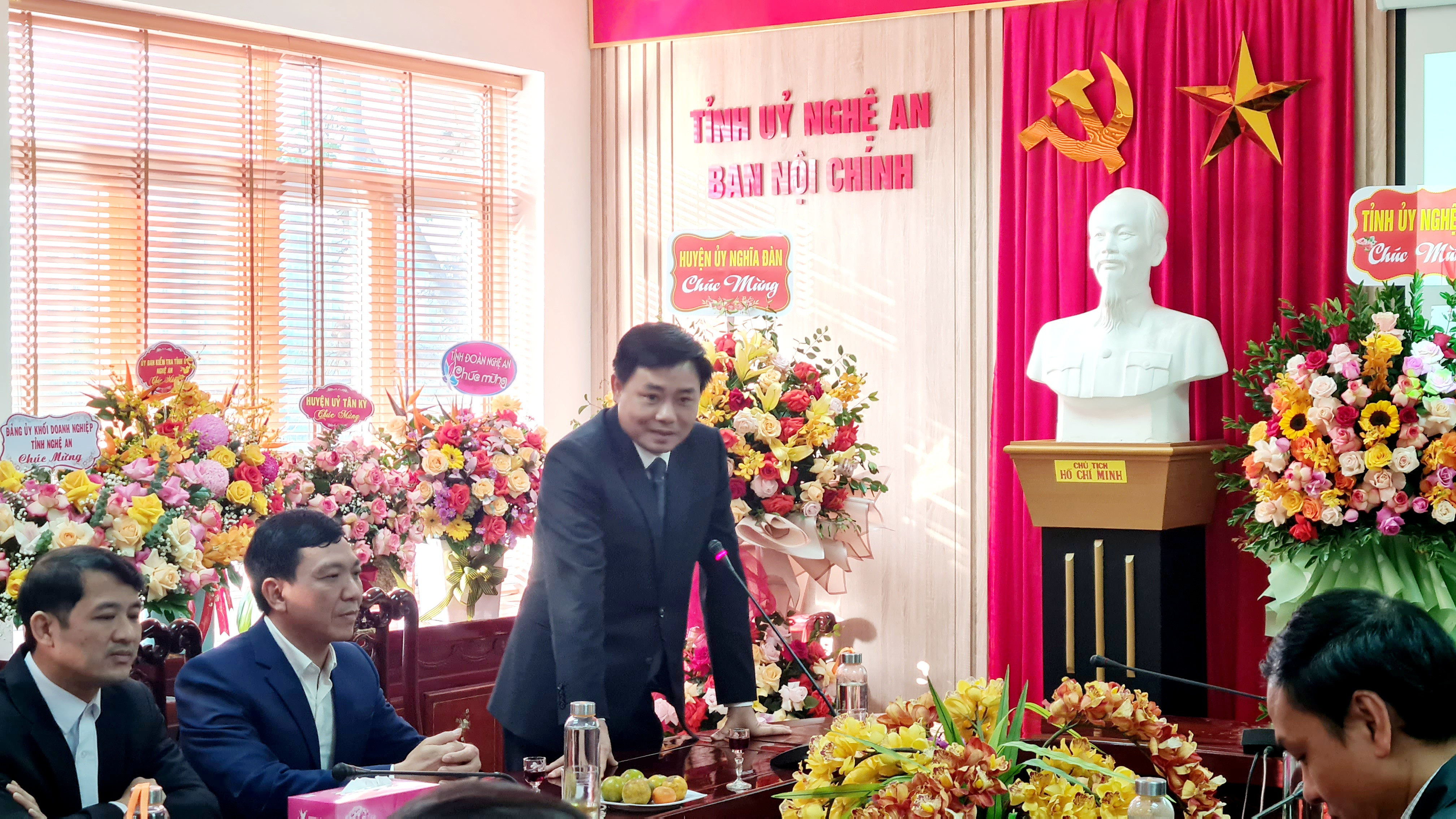 Trưởng ban Nội chính Tỉnh ủy Hồ Lê Ngọc cảm ơn sự quan tâm của lãnh đạo tỉnh. Ảnh: H.T 