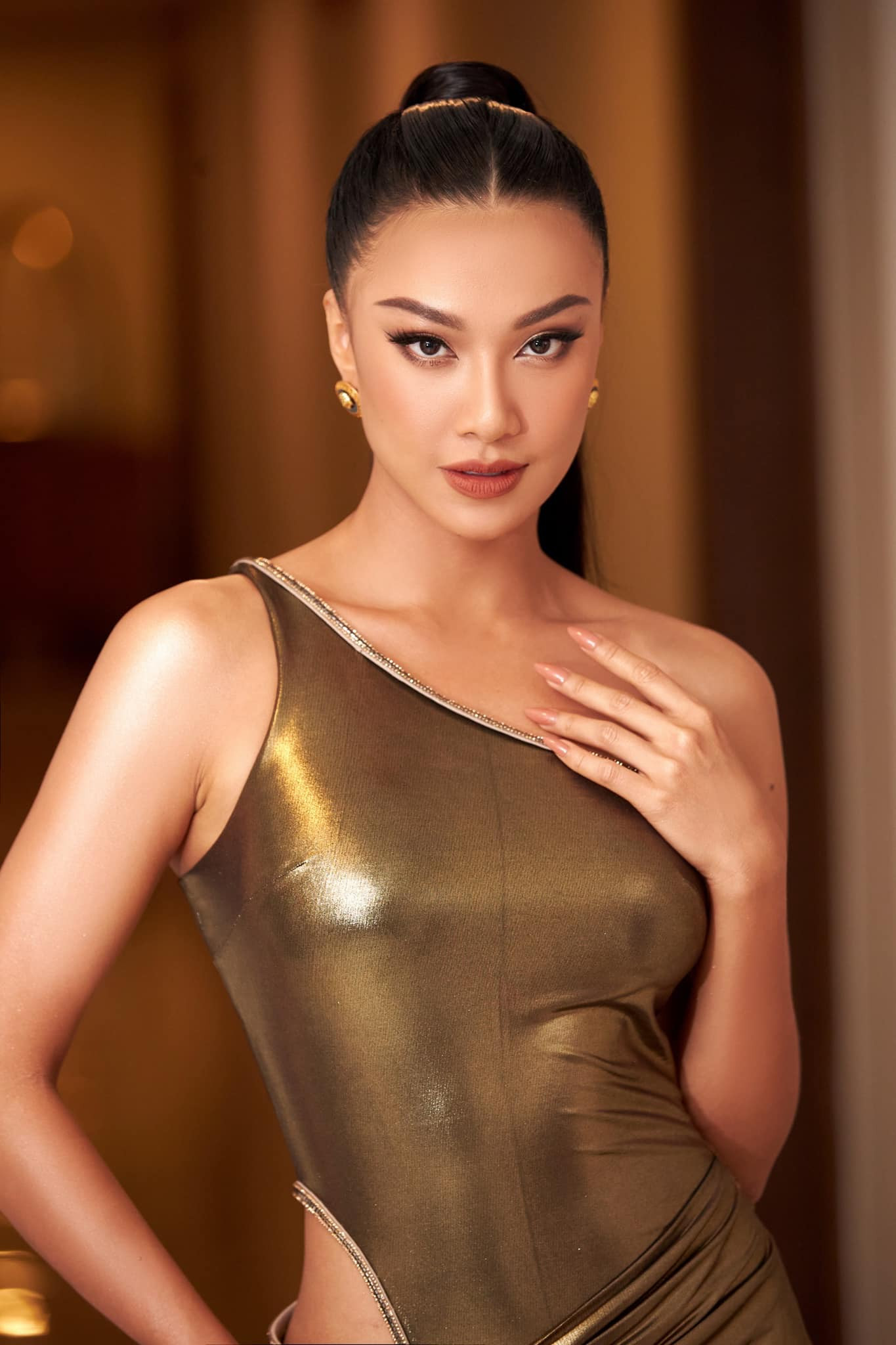 Cận gương mặt xinh đẹp của Á hậu Kim Duyên - Top 16 Miss Universe 2021. (Ảnh: FBNV)