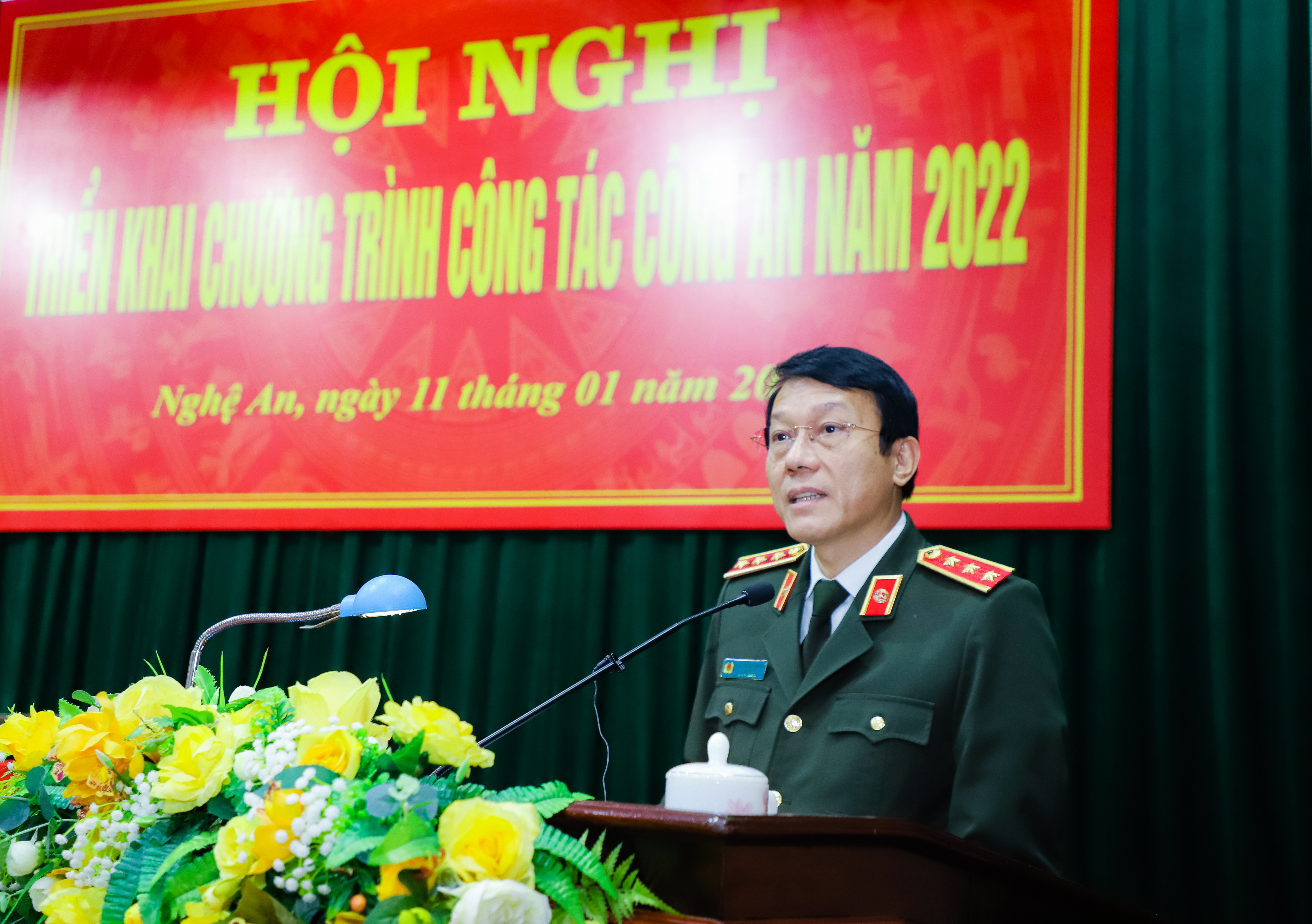 Thượng tướng Lương Tam Quang - Thứ trưởng Bộ Công an phát biểu chỉ đạo Hội nghị. Ảnh: Phạm Bằng