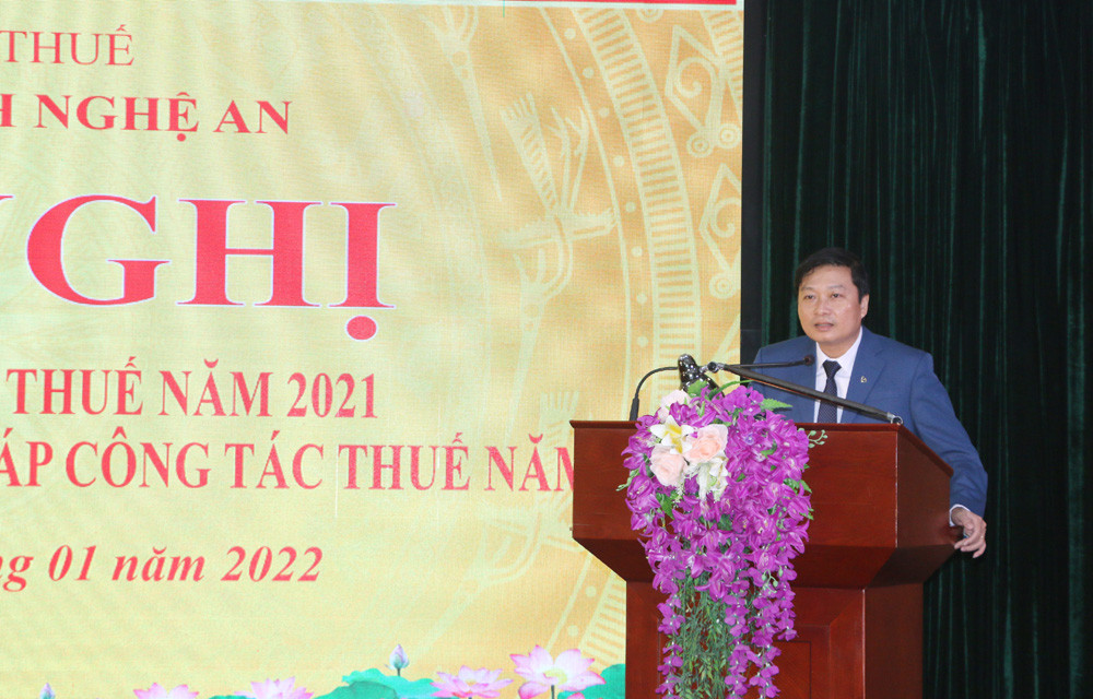 Đồng chí Lê Hồng Vinh- Phó Chủ tịch Thường trực UBND tỉnh phát biểu gợi mở và nhấn mạnh một số nhiệm vụ trọng tâm ngành thuế năm 2022. Ảnh: Nguyễn Hải