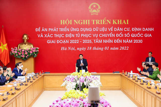 Thủ tướng Phạm Minh Chính, Chủ tịch Ủy ban Quốc gia về chuyển đổi số chủ trì Hội nghị. Ảnh: VGP