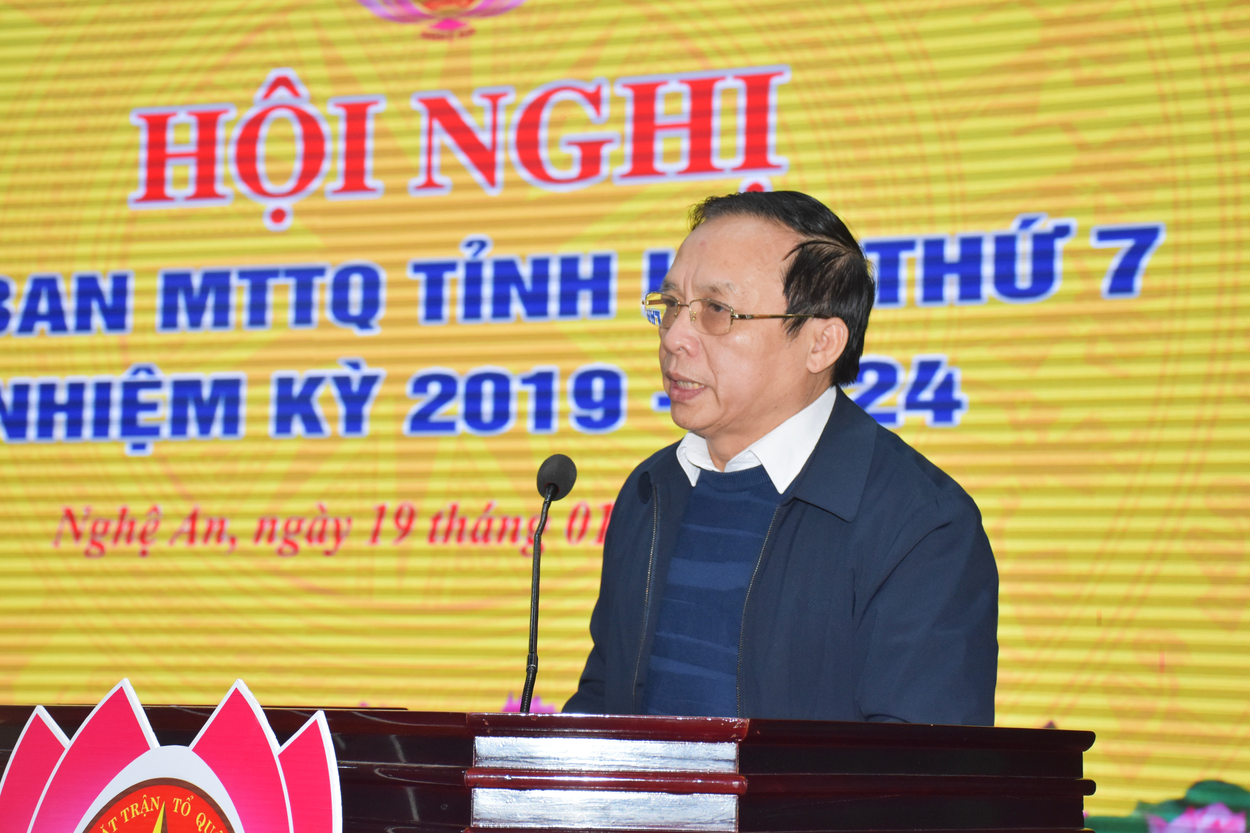 Chủ tịch Hội Nông dân tỉnh Nguyễn Quang Tùng tham luận tại hội nghị. Ảnh: Thanh Lê