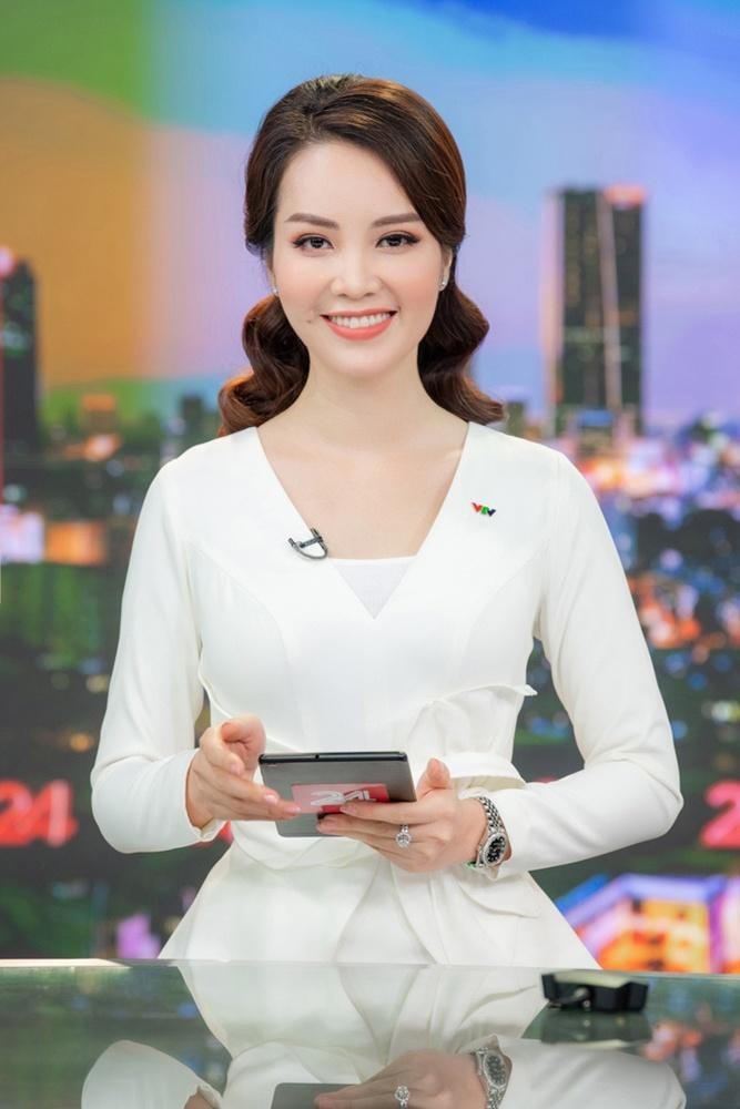 Hiện nay, Thụy Vân là người dẫn chương trình 
